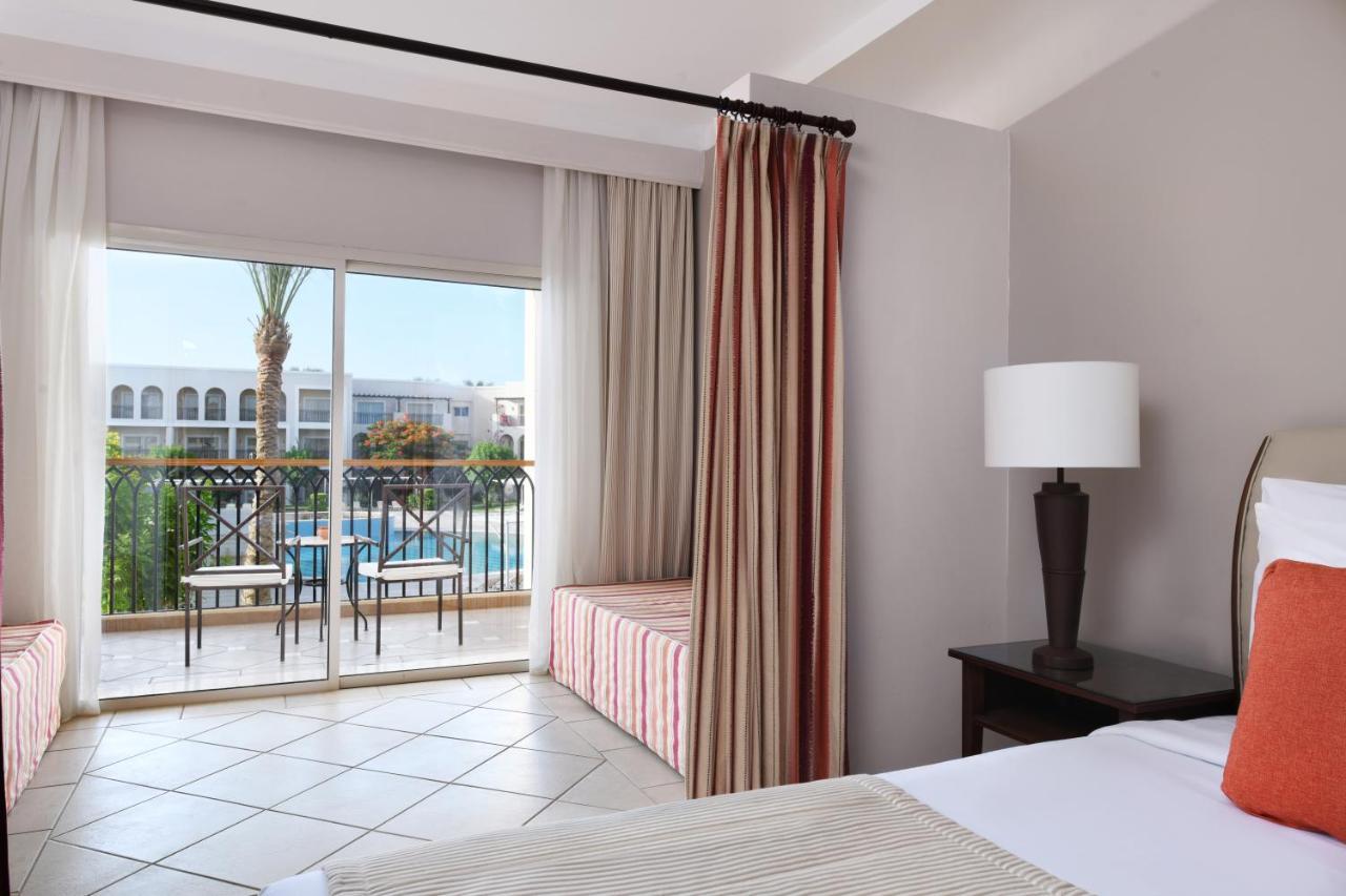 Jaz Mirabel Resort Sharm El-Sheikh Exterior foto A room at the hotel