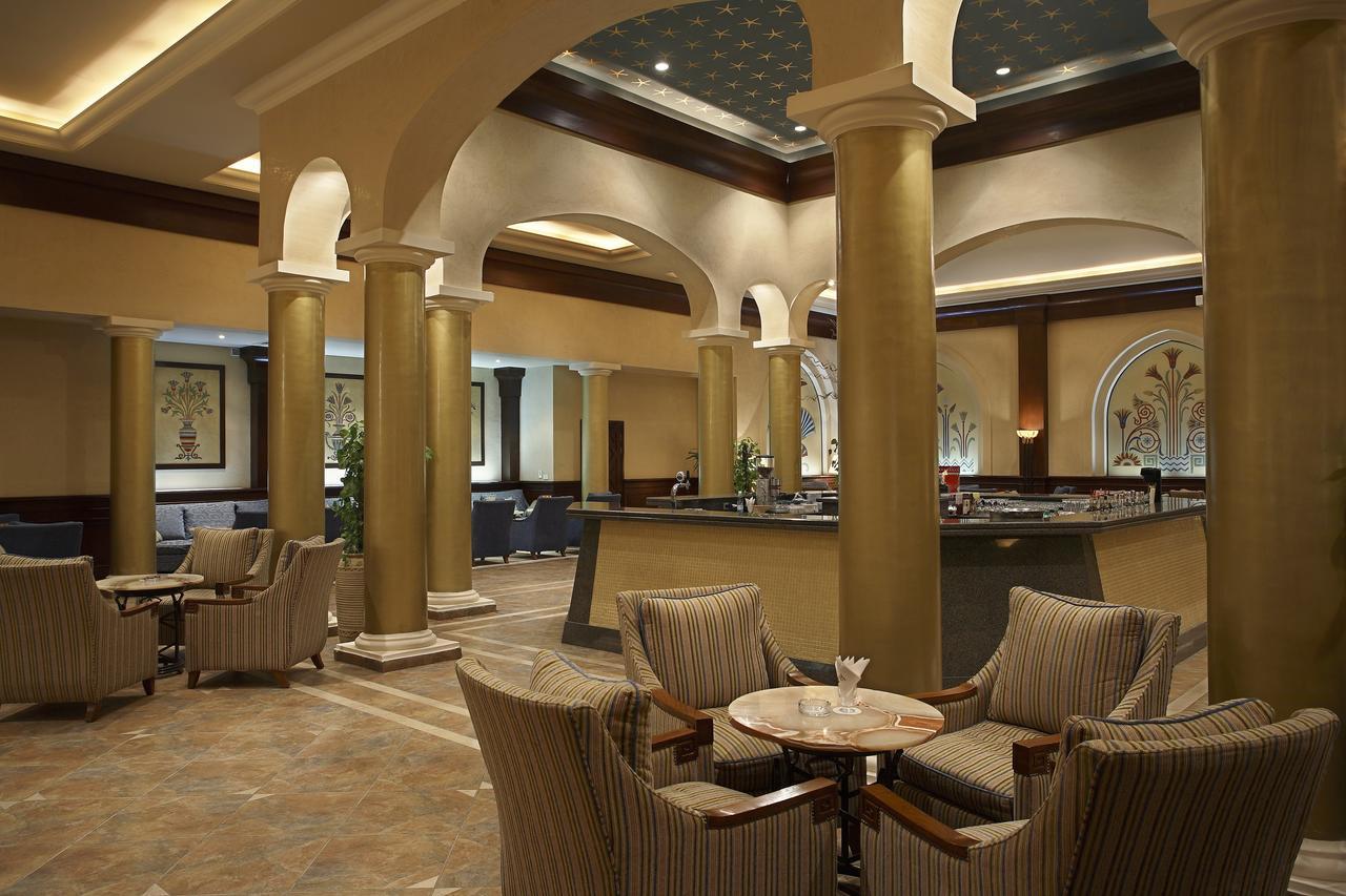 Jaz Mirabel Resort Sharm El-Sheikh Restaurante foto The lobby of the hotel